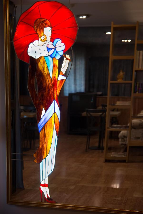 Hotel Maroussi เอเธนส์ ภายนอก รูปภาพ